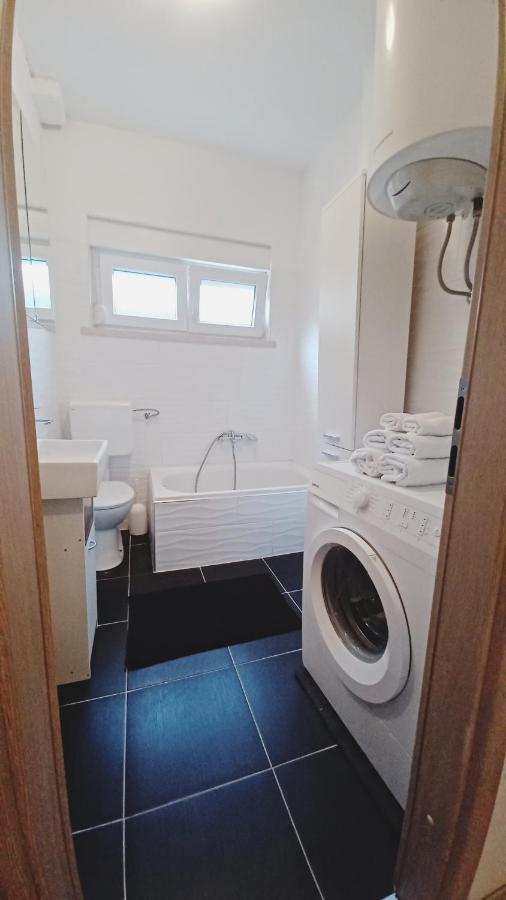 Apartman Dora Apartment Pula Ngoại thất bức ảnh