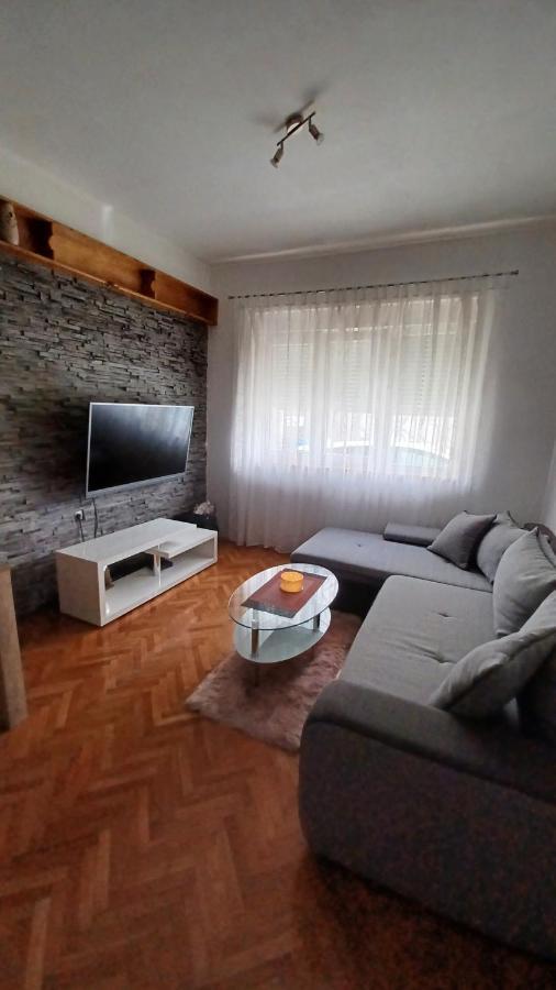 Apartman Dora Apartment Pula Ngoại thất bức ảnh
