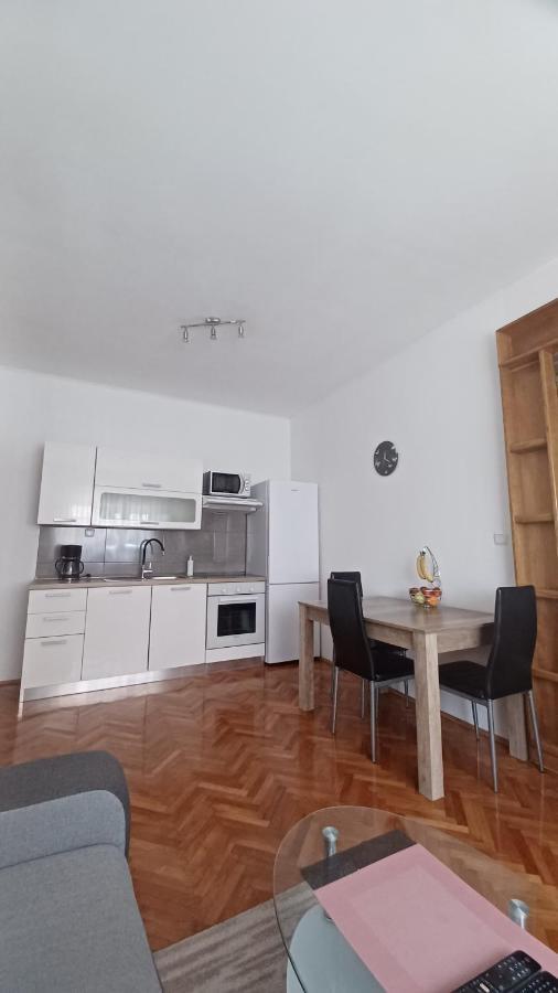 Apartman Dora Apartment Pula Ngoại thất bức ảnh