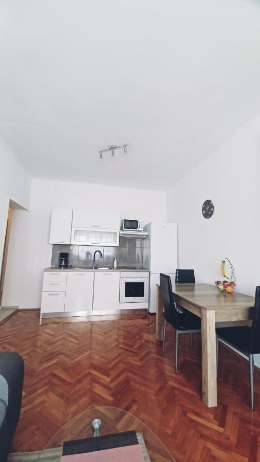 Apartman Dora Apartment Pula Ngoại thất bức ảnh