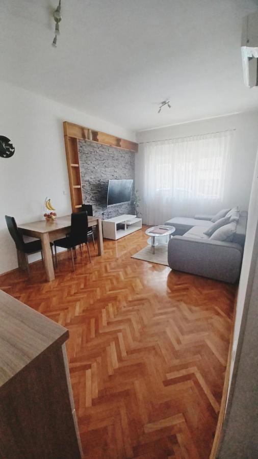 Apartman Dora Apartment Pula Ngoại thất bức ảnh