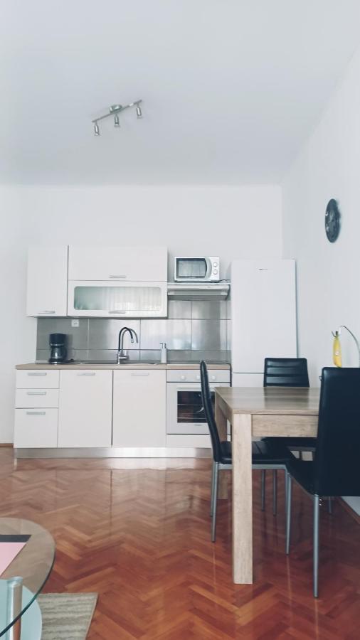 Apartman Dora Apartment Pula Ngoại thất bức ảnh