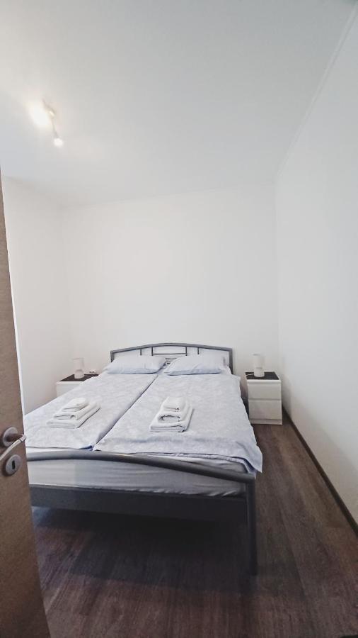 Apartman Dora Apartment Pula Ngoại thất bức ảnh